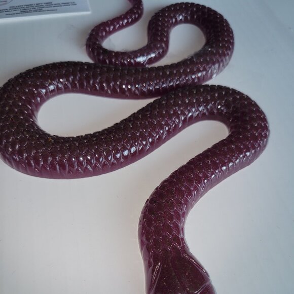 SNAKE winder PURPLE Resin Figurine NEW collectible animal reptile HANDMADE CAMP - Picture 3 of 3